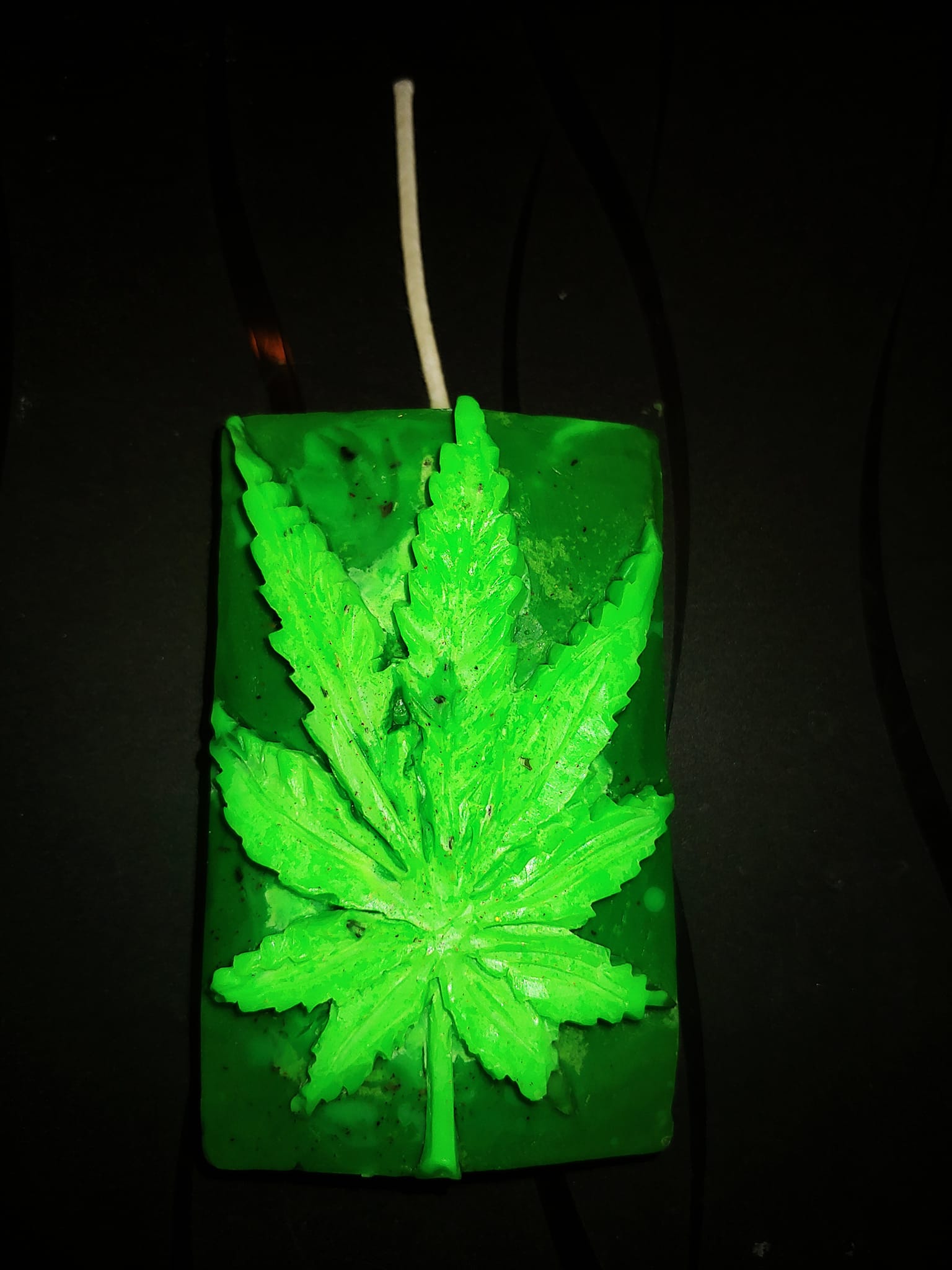 420 Love Candle